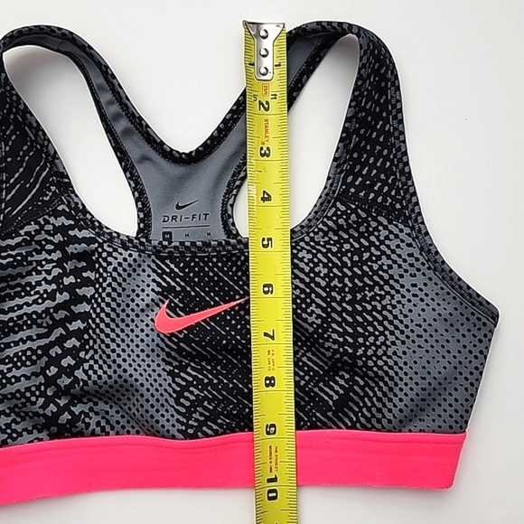 ⭐️2/ $30⭐️ Nike Girls Sports Bra Black Racerback Size M - Picture 7 of 7